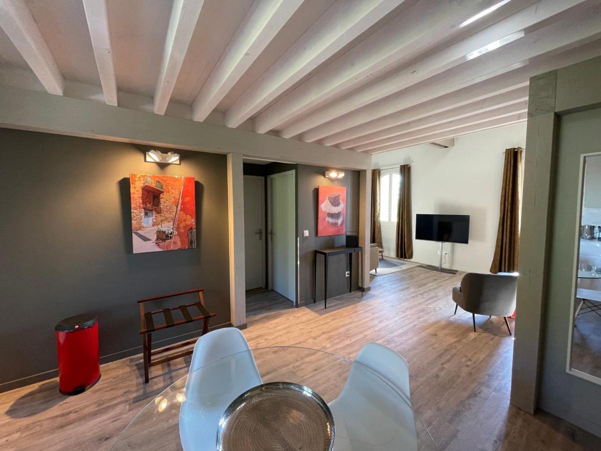 Hotel Estelou Sommières エクステリア 写真