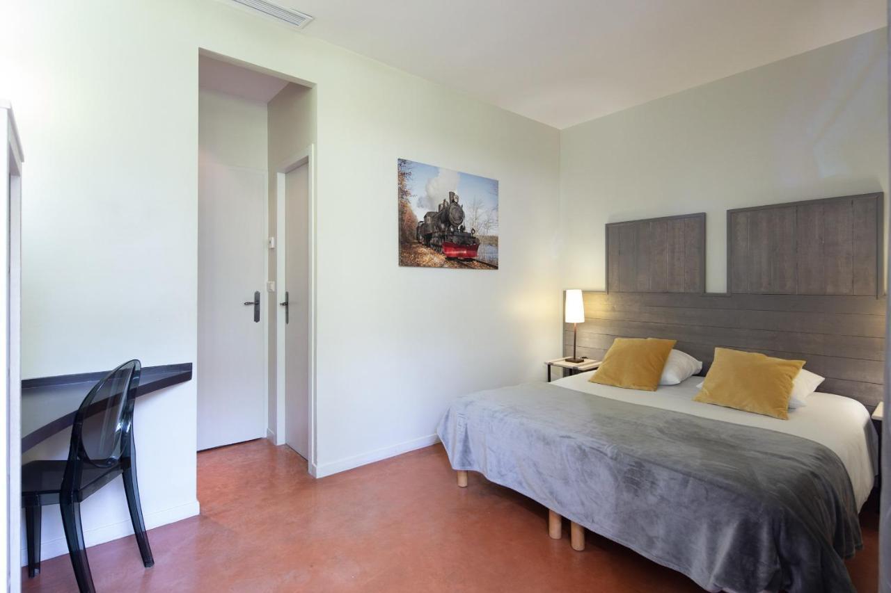 Hotel Estelou Sommières エクステリア 写真