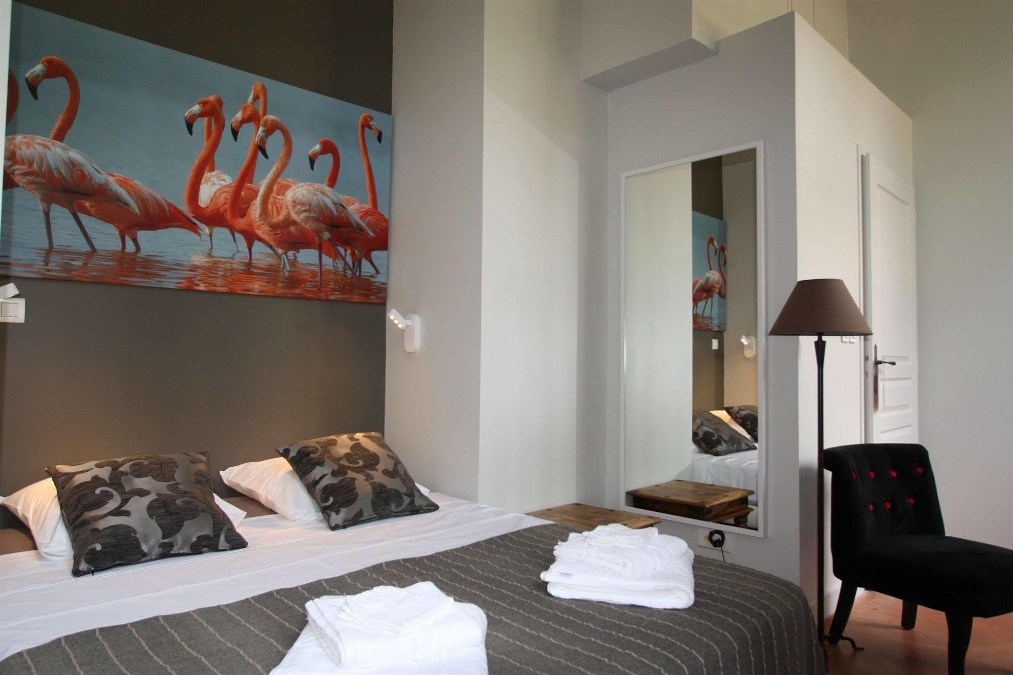Hotel Estelou Sommières エクステリア 写真