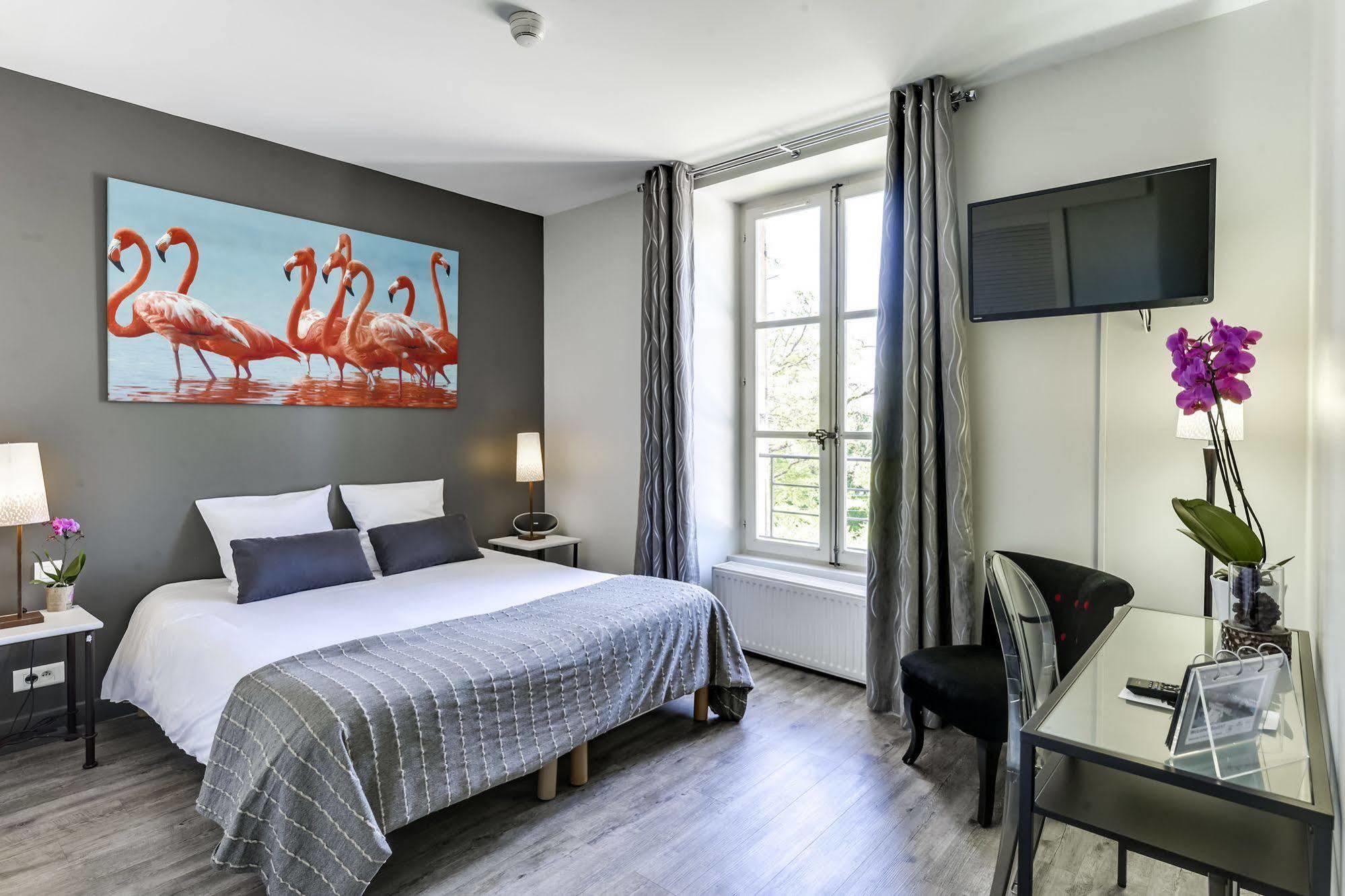 Hotel Estelou Sommières エクステリア 写真