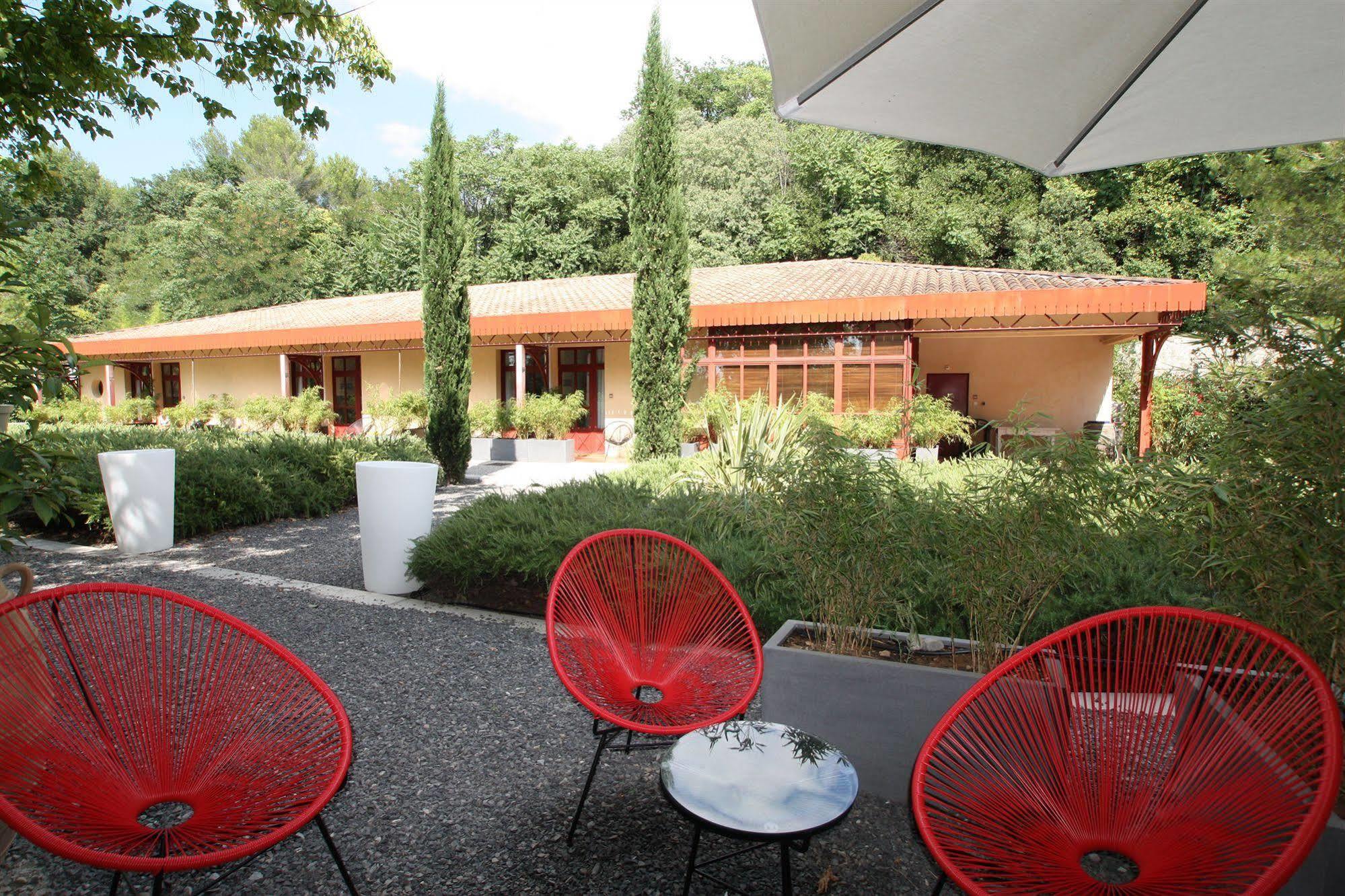 Hotel Estelou Sommières エクステリア 写真